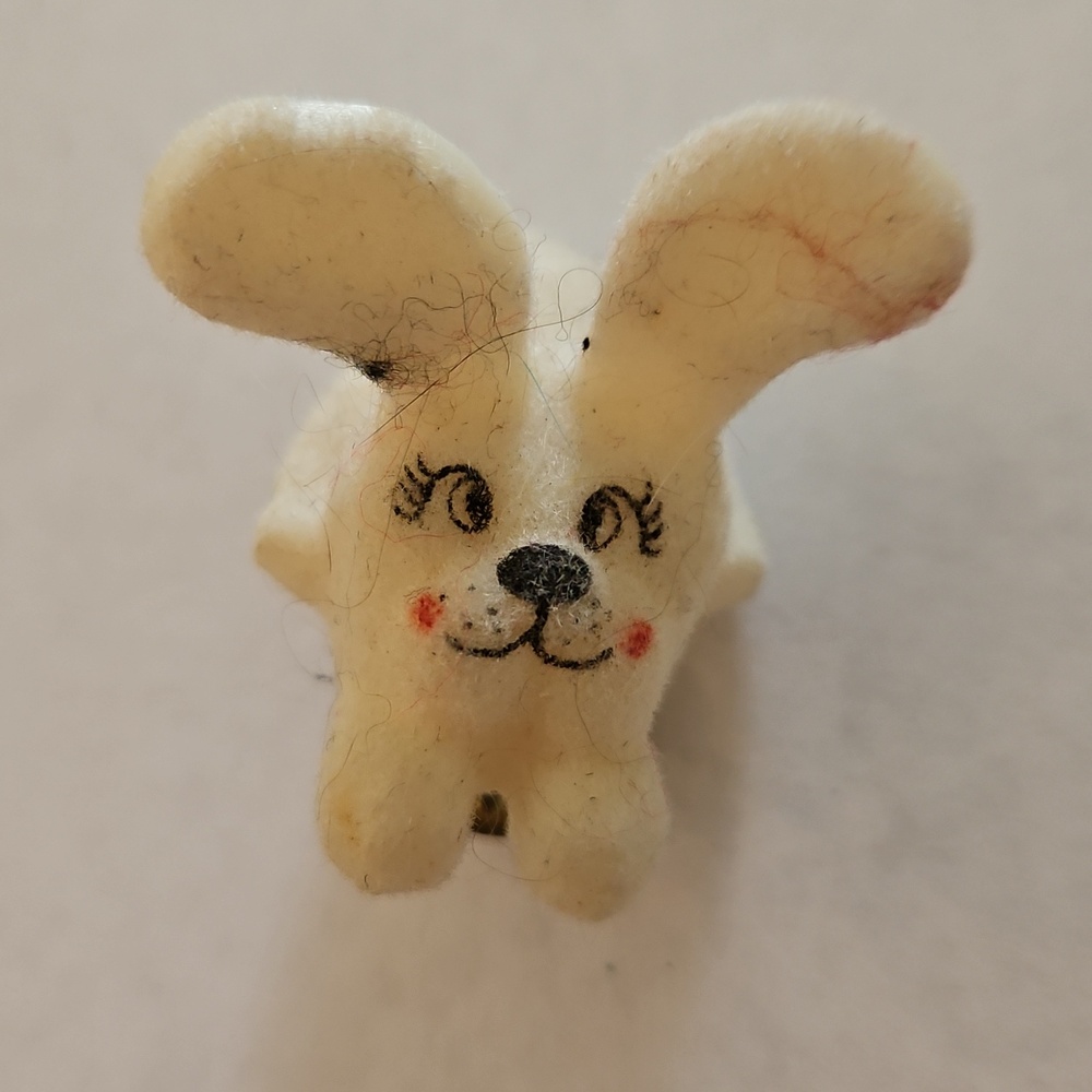 Bunny Rabbit Felt Lapel Pin Easter Vintage